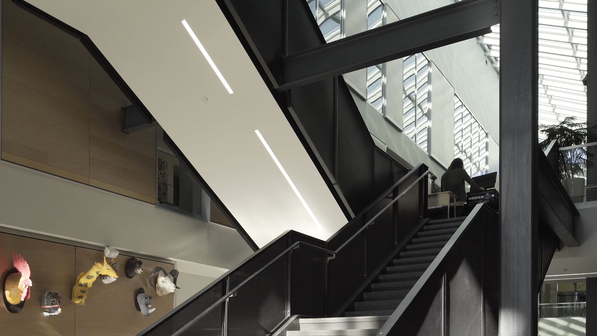 L’atrium du Collège SaintLouis inspire la création d’un projet d’art ambiant Jodoin Lamarre